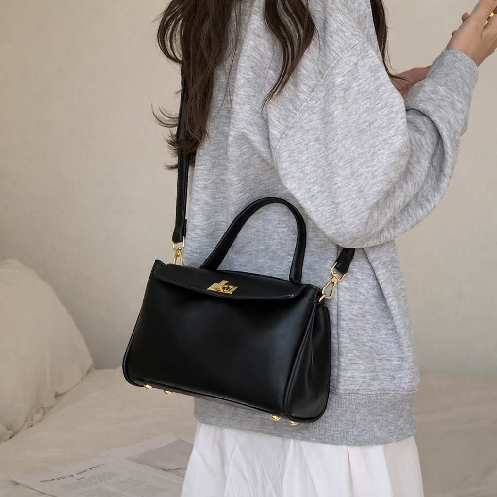 Orevano Retro Mini Crossbody Bag –  Shoulder Bag with Flap Closure